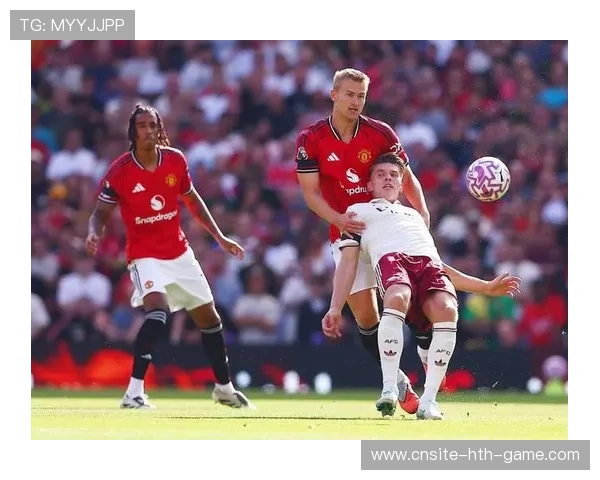 利物浦神秘受伤,曼联俱乐部医生紧急介入 利物浦神秘受伤,曼联俱乐部医生紧急介入